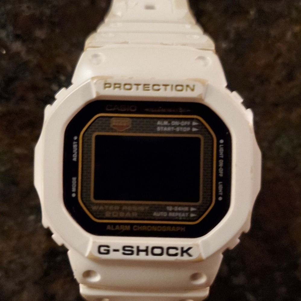 Casio - GShock XL; Used